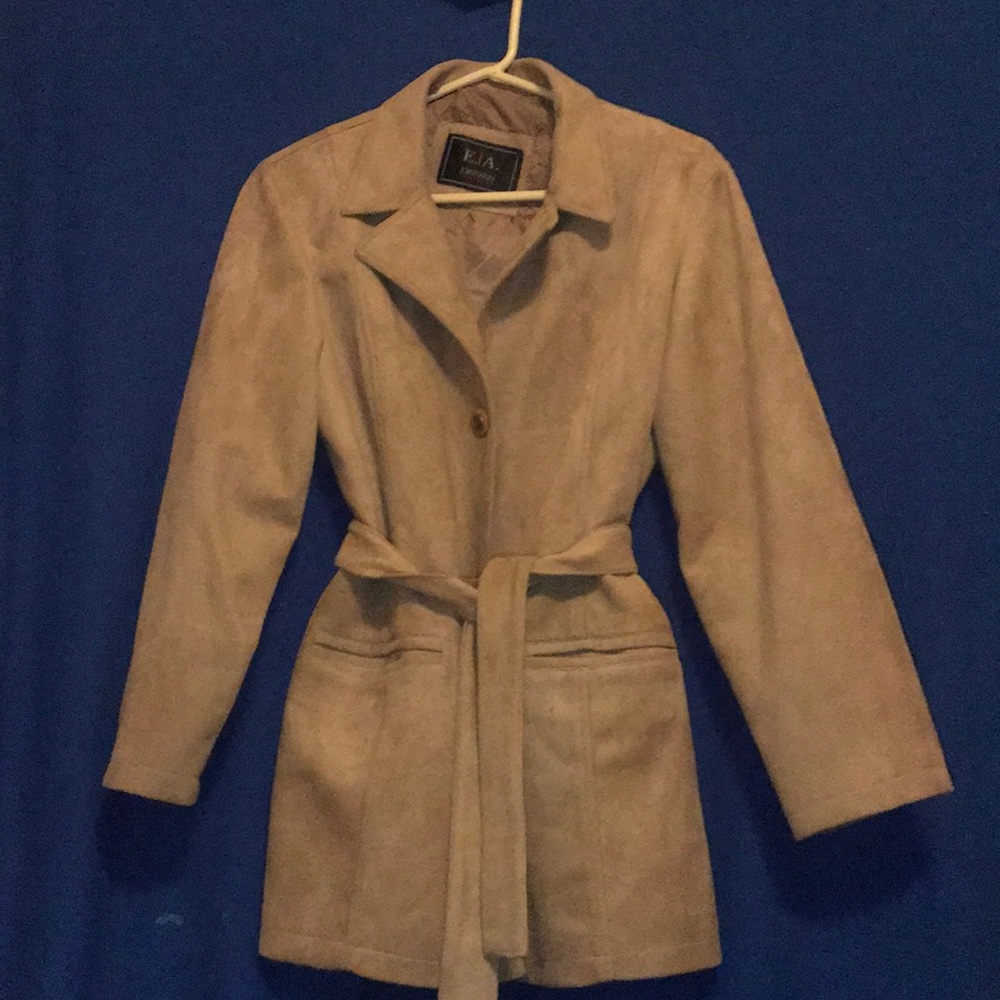 It’s a beautiful vintage jacket🧥